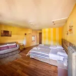 Del Silenzio Hotel *