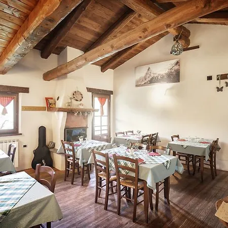 Del Silenzio מלון